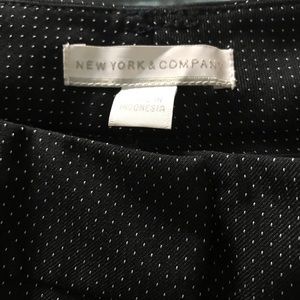 Slacks. 4 pockets. Versatile wear.